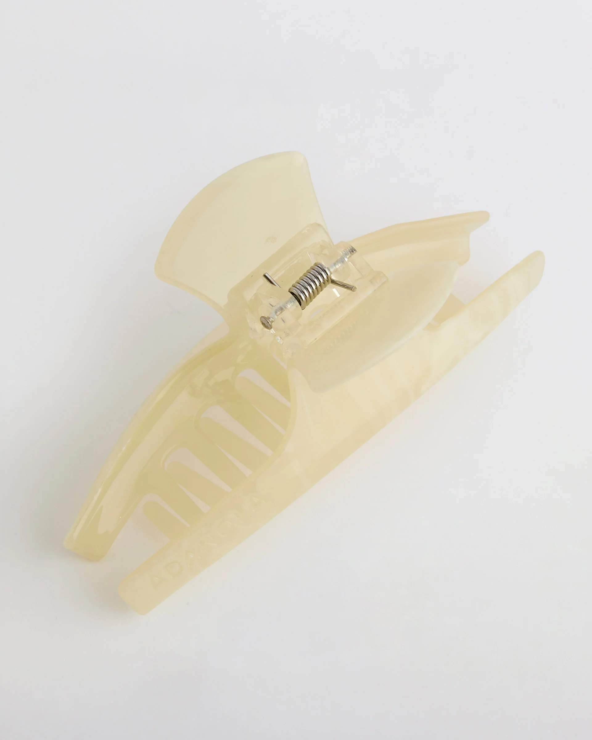 Curve Claw Clip - Cream - Image 2